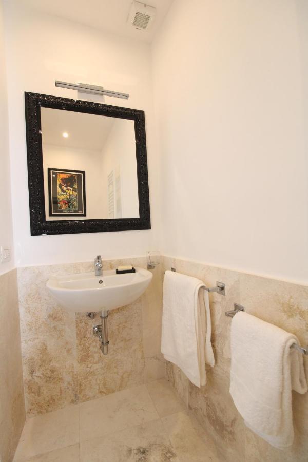The House Of The Film Apartment Siena Ngoại thất bức ảnh